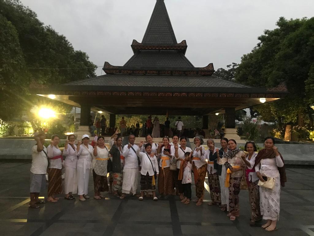makam-bung-karno-blitar